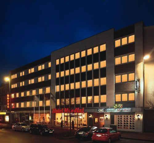 Hotel Mondial Langenfeld  Exterior foto